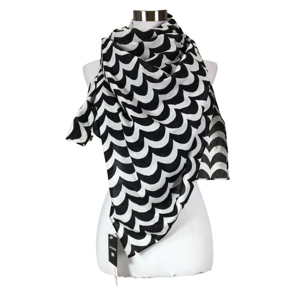Marimekko Black White Suomo Fish Wavy Uniqlo Collab Cotton Linen Scarf 21" NWT